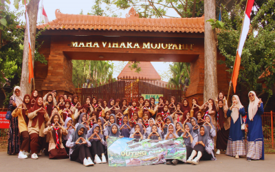 MA Al Urwatul Wutsqo Gelar Outing Class, Perpaduan Wisata Edukatif, Sejarah, Industri, dan Religi